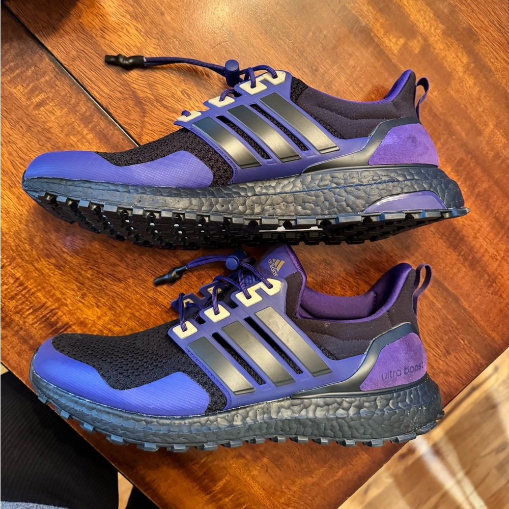 UW Ultraboost 1.0 Tennis Shoe